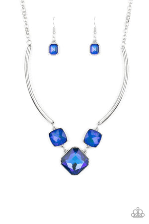 Divine IRIDESCENCE - Paparazzi Short Blue Necklace