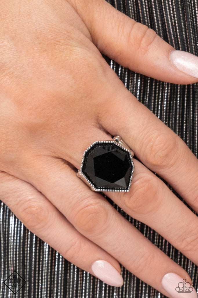 Dynamically Defaced - Black Paparazzi Fashion Fix Ring
