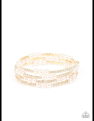 Hollywood Hospitality - Gold  and Pearl’s Paparazzi Bracelet