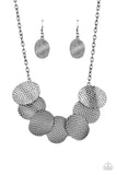 Industrial Wave - Black Paparazzi Necklace