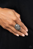 Avant-GRANDEUR - Black Paparazzi Oversized Hematite Gem Ring
